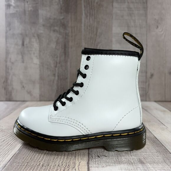 Dr. Martens Doc's DM's 1460 Size 8 Toddler Patent Leather Combat Boots White - Picture 7 of 12